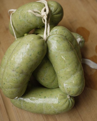 Зеленая куриная колбаса по-ирландски 